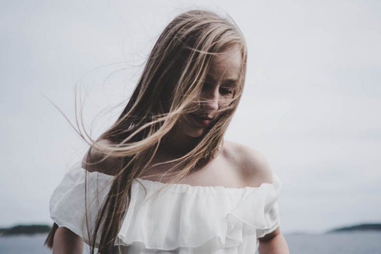 Je Zal Spijt Krijgen Dat Je Het Meisje Bent Kwijtgeraakt Dat Te Hard Probeerde Je Te Behouden