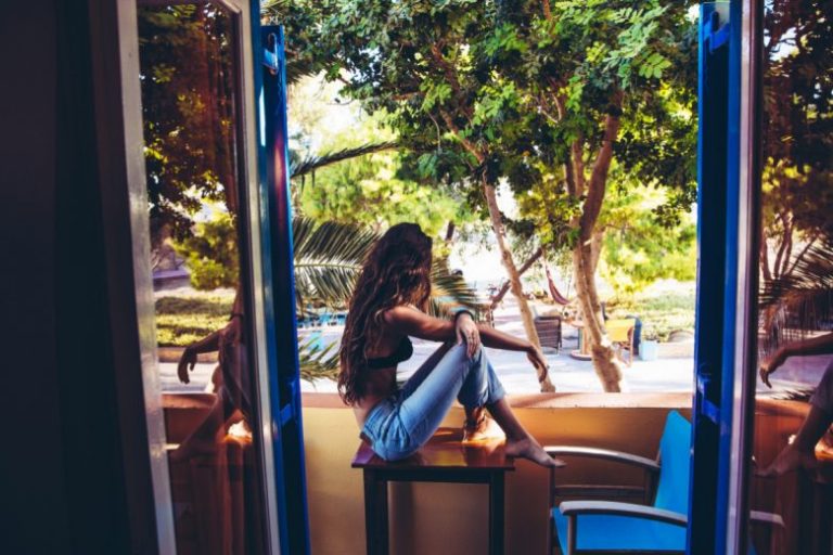 Het Maakt Me Niet Uit Als Ik Alleen Eindig, Ik Zal Nooit Mijn Leven Delen Met Iemand Die Deze 8 Dingen Doet