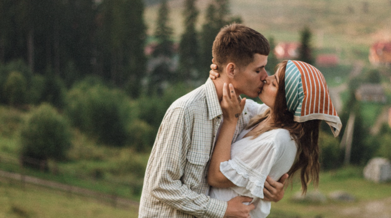 8 Signalen Dat Je Een Sterke Band Hebt Met Je Zielsverwant