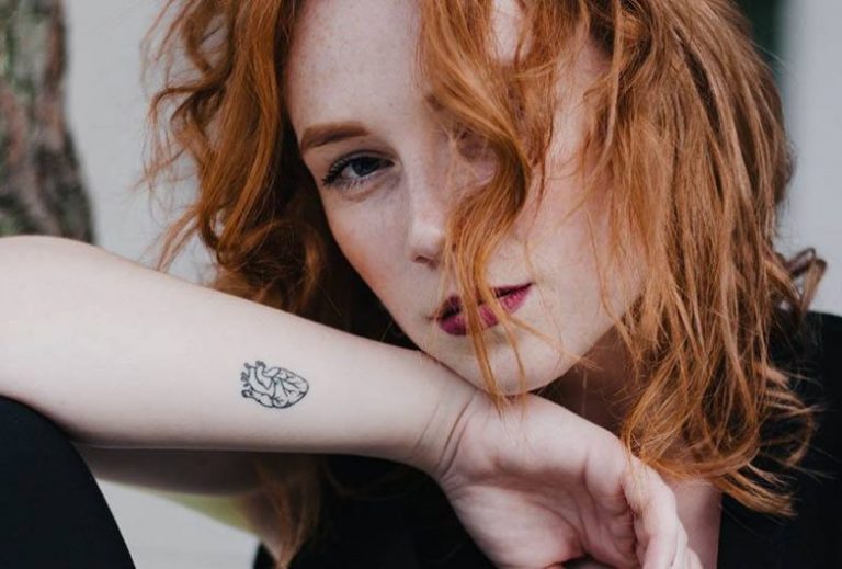 Voor De Vrouwen Die Aanhankelijk Maar Tegelijkertijd Afstandelijk Zijn