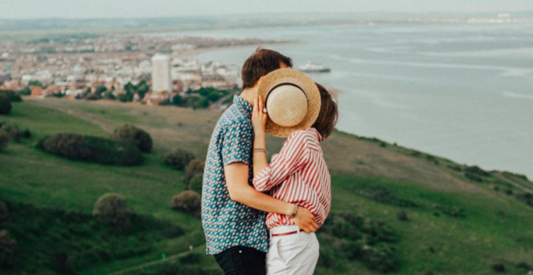 De Beste Relatie Van Je Leven Zal Met Een Meisje Zijn Dat Bang Is Voor De Liefde