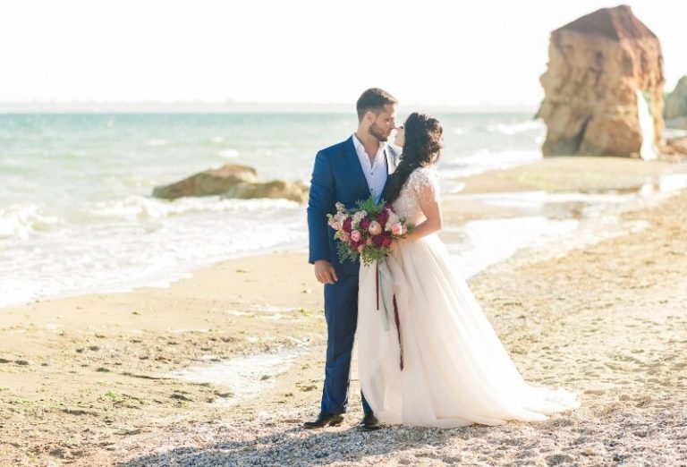 De Liefde Die Het Nog Waard Is Om In Te Geloven