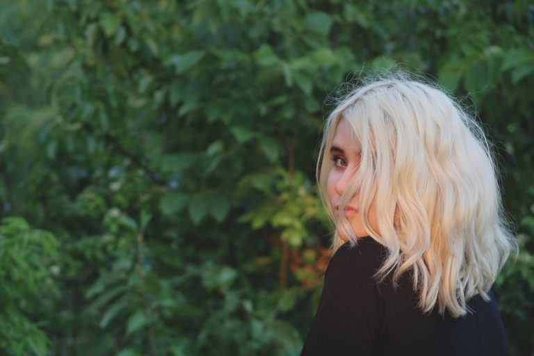 Door Hem Nog Een Kans Geven Bezorg Je Jezelf Meer Liefdesverdriet