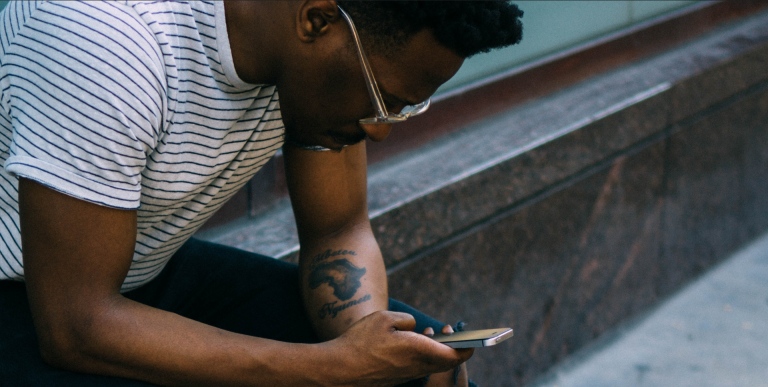 8 Redenen Waarom Hij Je Opeens Niet Meer Appt