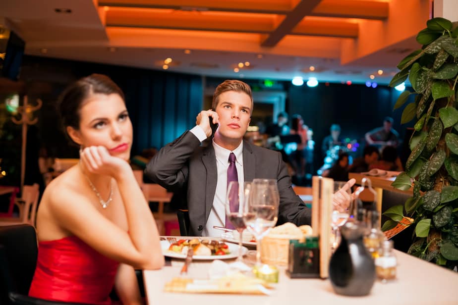 8 Twijfels Over Je Relatie Die Je Nooit Moet Negeren