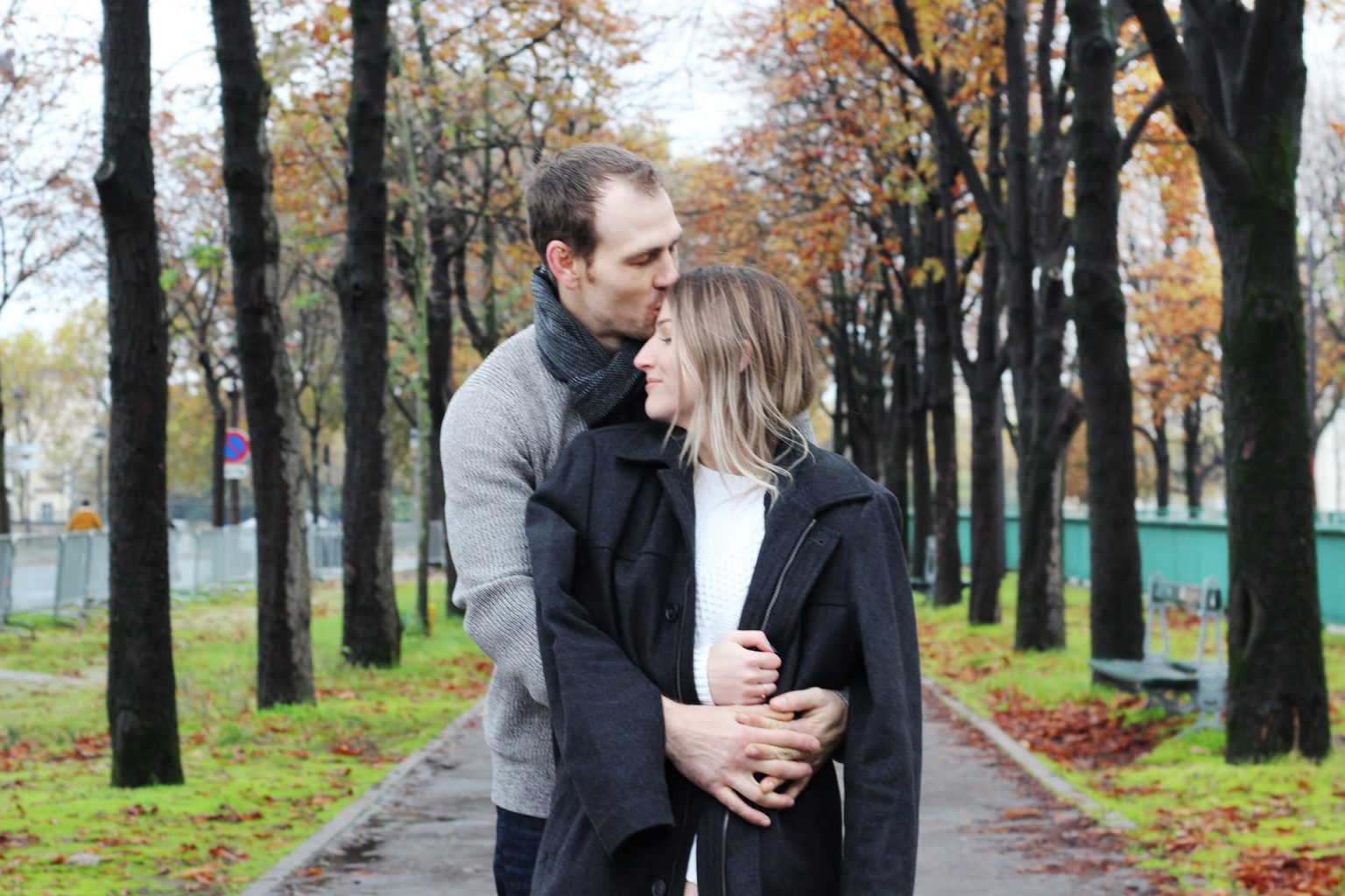 Is Hij Verliefd Op Mij? Signalen Dat Hij Verliefd Op Je Is!