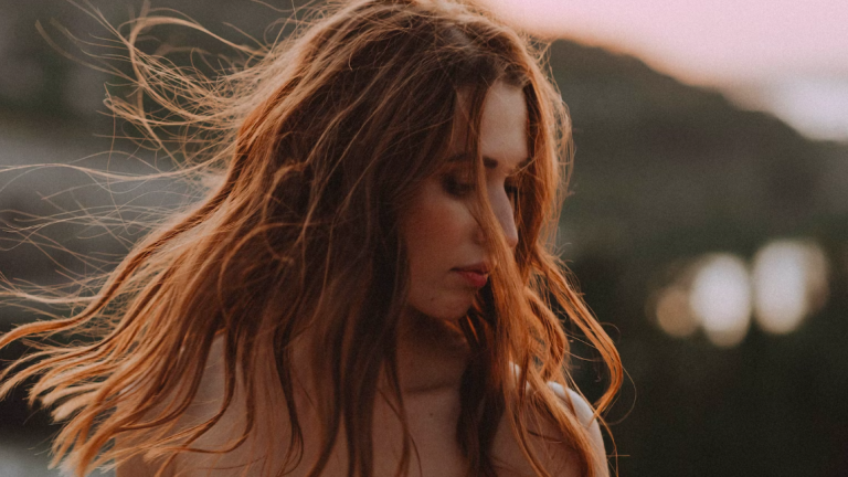 10 Waarschuwingssignalen Dat Je Vriendje Giftig Is En Dat Je Bij Hem Uit De Buurt Moet Blijven