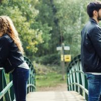6 Duidelijke Tekenen Dat Hij Beledigend Is En Niets Om Jouw Gevoelens Geeft