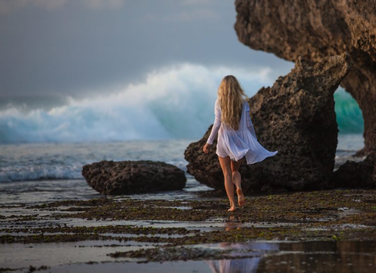 Dit Ben Ik, Die Eindelijk De Draad Weer Oppakt En Verder Gaat