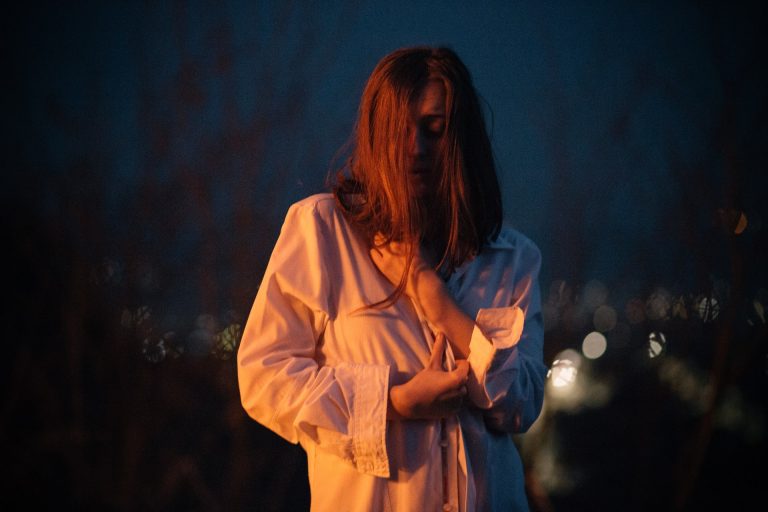 Ontdek De Grootste Onzekerheid In Een Relatie Van Elk Sterrenbeeld