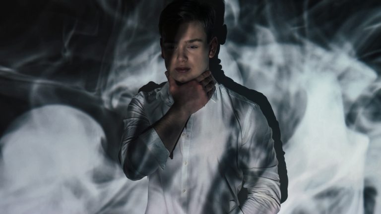 6 Manieren Waarop Kinderen Van Narcistische Ouders Anders Liefhebben