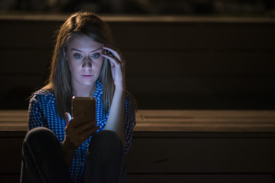 9 Tekenen Dat Hij Niet Om De Relatie Geeft