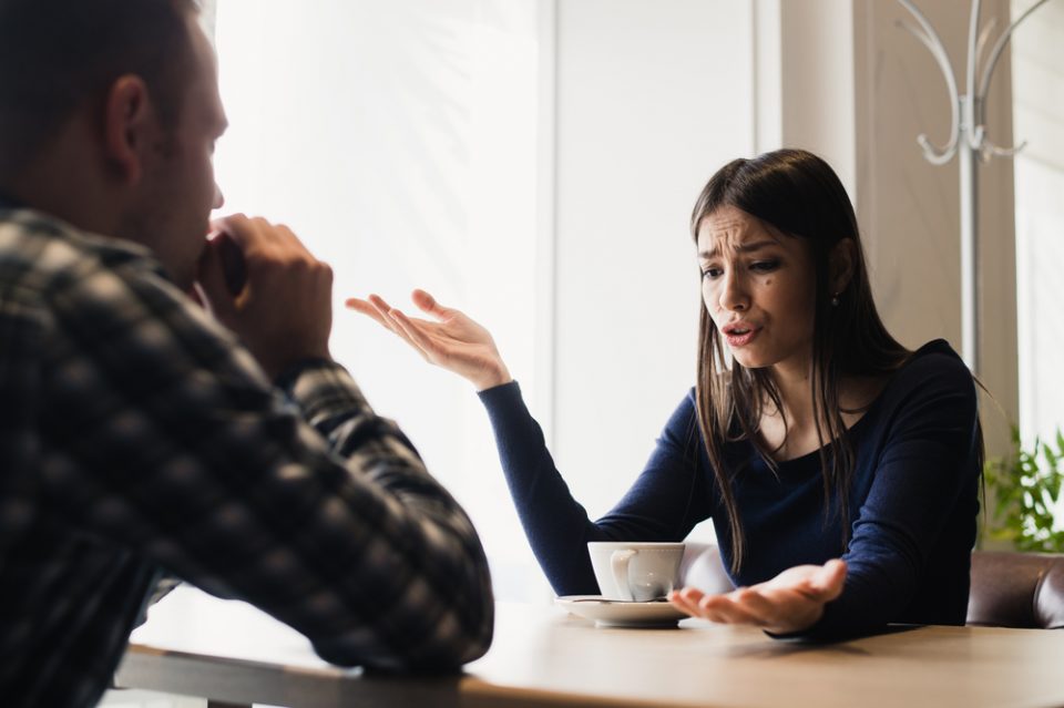 9 Tekenen Dat Je Een Ongelukkig Huwelijk Hebt en Op Iemand Anders Verliefd Bent
