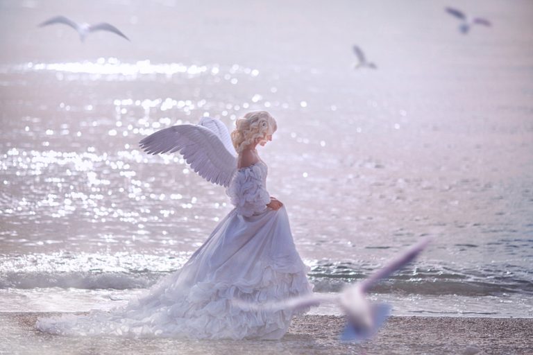 Engelen Getallen: De Betekenis Van 888 In De Liefde En Relaties