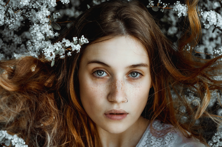 Hoe kun je van een vrouw houden die door een hel is gegaan