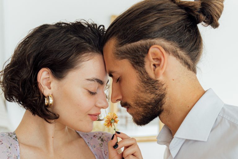 De Datingtrends Die Je Niet Hoeft Te Volgen Om Een Gelukkige Relatie Te Hebben