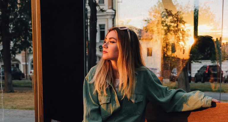 Wanneer Je Copingmechanisme Emotionele Afstandelijkheid Is, Hoe Overleef Je Dan Liefdesverdriet