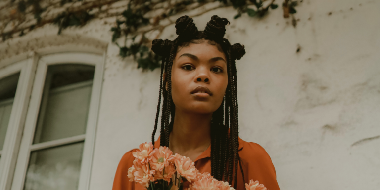 Blijf Cool! Deze 5 Dingen Betekenen NIET Dat Hij Met Je Flirt 1