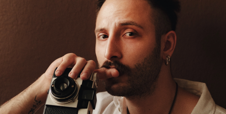 Jaloezie Opwekkend Gedrag Waaraan Een Narcist Voortdurend Zal Deelnemen 1