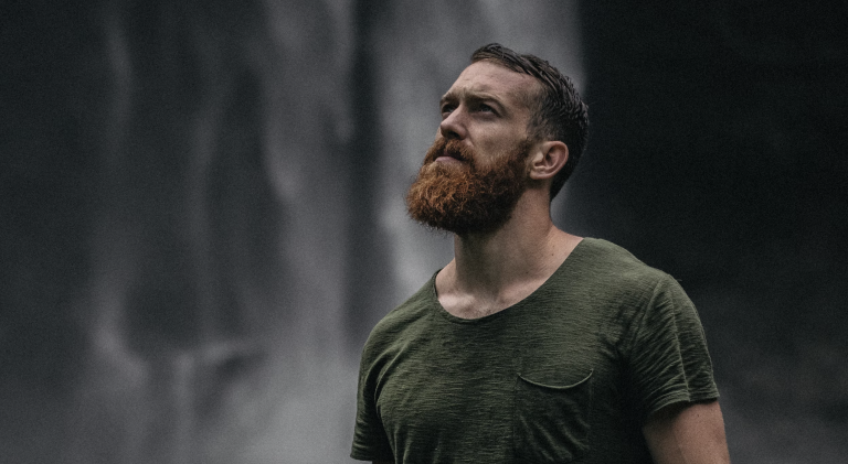 De Pijnlijke Kat-En-Muis-Spelletjes Die Narcisten Spelen