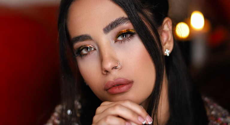 6 Manieren Om Hem Spijt Te Laten Krijgen Van Zijn Afwijzing