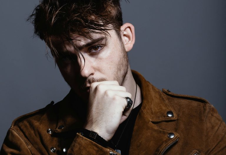 Tekenen Dat Hij Geen Relatie Wil (Ook Al Probeert Hij Je Van Iets Anders Te Overtuigen)