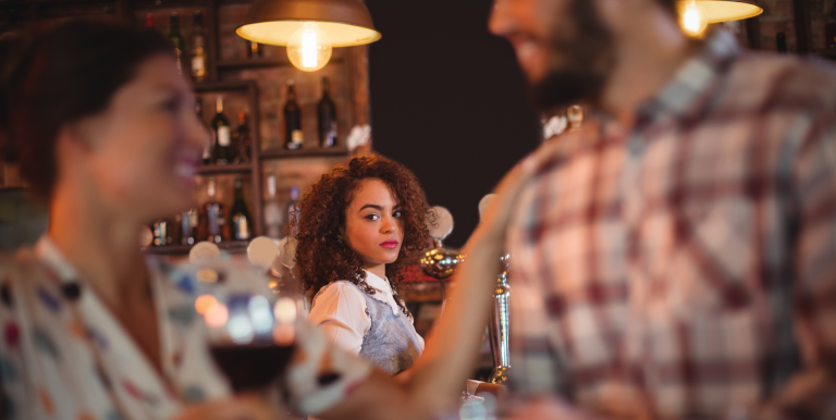 15 Tekenen Dat Je Man Verliefd Is Op Een Andere Vrouw