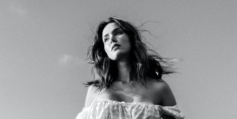 6 Tekenen Dat Je Iemand Achternazit Die Je Nooit Gelukkig Zal Maken