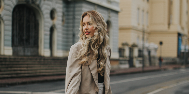 De Persoon Die Je Wordt Na Het Met De Verkeerde Persoon Zijn