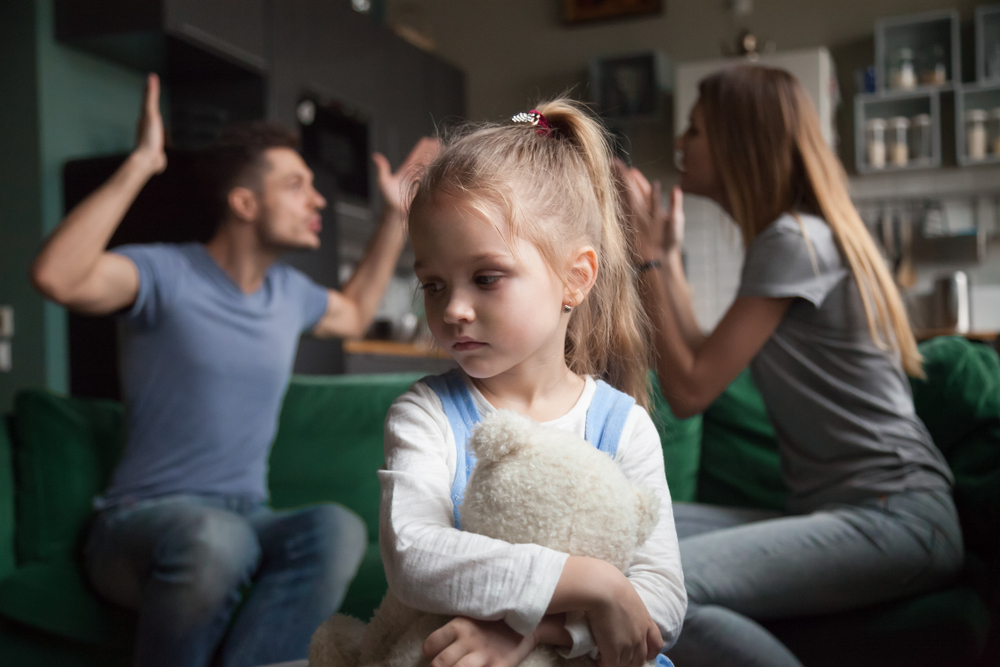 11 Waarschuwingssignalen Dat Je Ex Je Kind Tegen Je Opzet