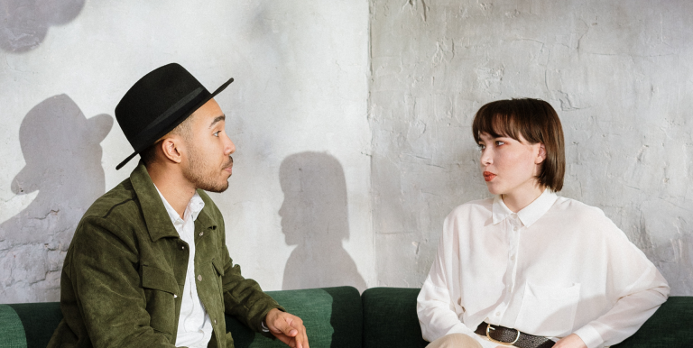 Dit Is Hoe Je Weet Dat Hij Je Niet Zo Leuk Vindt, Op Basis Van Zijn Sterrenbeeld