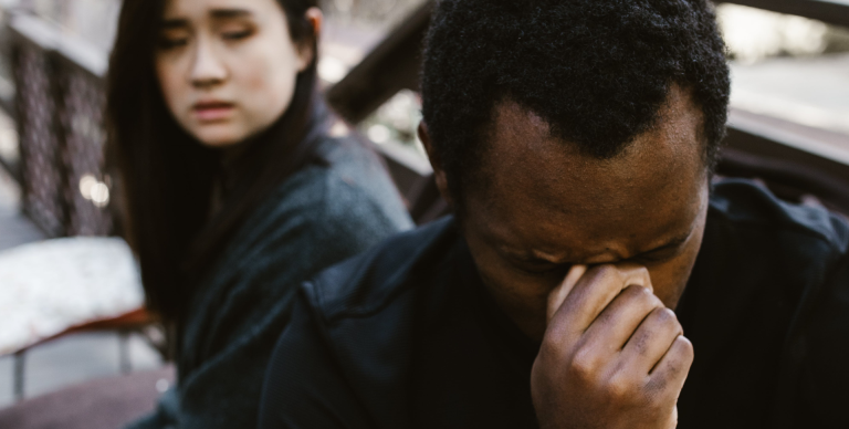 5 Onmiskenbare Tekenen Dat Je Vriend Een Giftige Ex Had