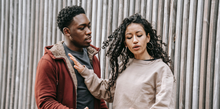 7 Meest Voorkomende Tekenen Die Zeggen Dat Hij De Verkeerde Is