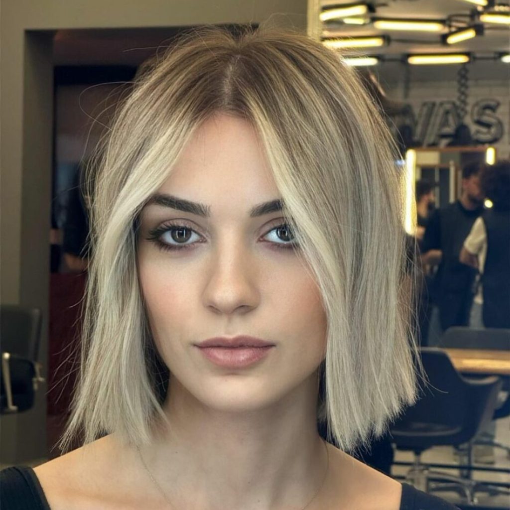 Een stijlvolle en sluike blonde bob