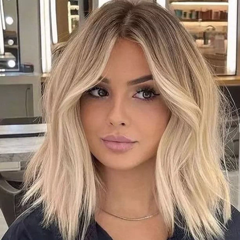 Blonde lob