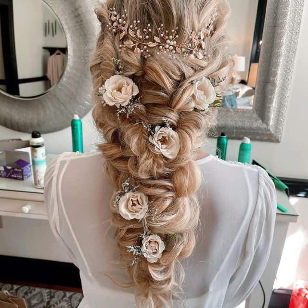 Dromerige cascade updo