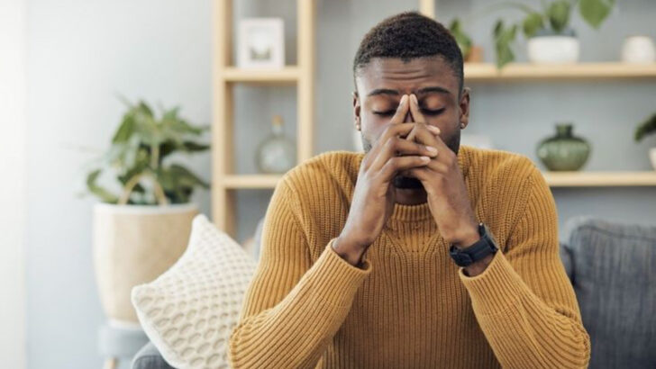 18 Gedragingen Waardoor Narcisten Je Als Een ‘Zieke Uitdaging’ Zien