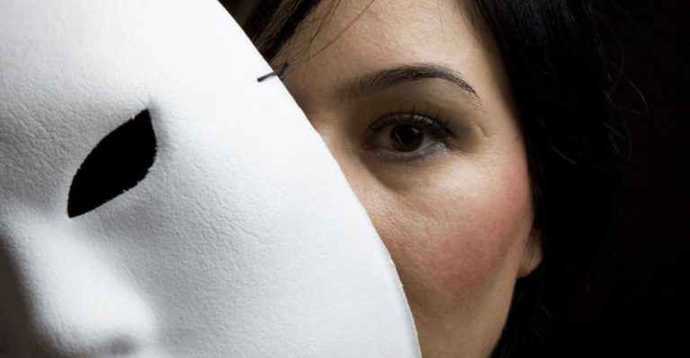 17 Subtiele Manieren Die Vaak Voorkomen Bij Overlevenden Van Narcistisch Misbruik