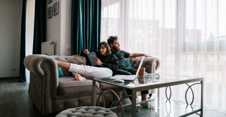 17 tekenen dat je huwelijk sterker is dan je denkt (zelfs als het niet zo voelt)