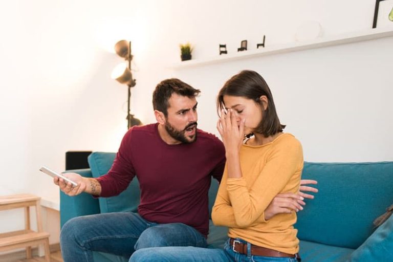 7 Zinnen die psychopaten en manipulators gebruiken om je te breken in een relatie