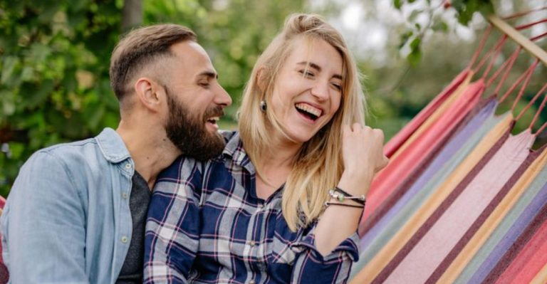 12 Manieren Waarop Narcisten Je Voor Zich Weten Te Winnen Voor Ze Je Breken