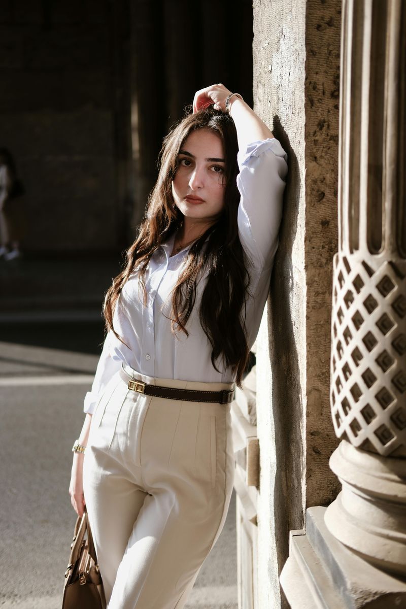 The Confidently Self-Aware Woman