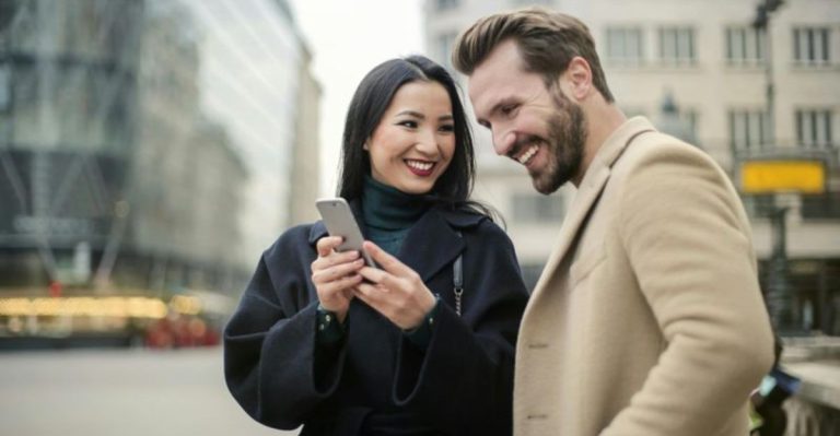 Als een man in het geheim een vrouw wil, zal hij deze 10 dingen terloops zeggen