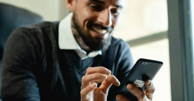 15 Romantische Trucs Waardoor Hij De Hele Dag Aan Je Blijft Denken