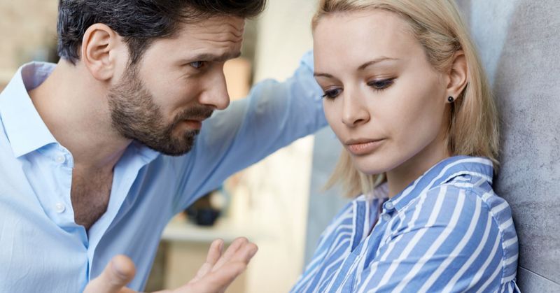 Alternating Between Lies and Praise