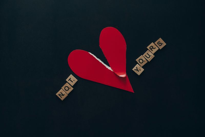 Refuses to Discuss His Relationship History