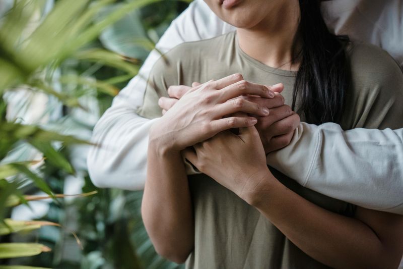 She Makes You Feel at Peace