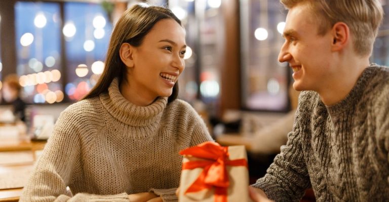 10 Mannen Die Je Tijd Niet Waard Zijn, Hoe Goed Ze Ook Lijken