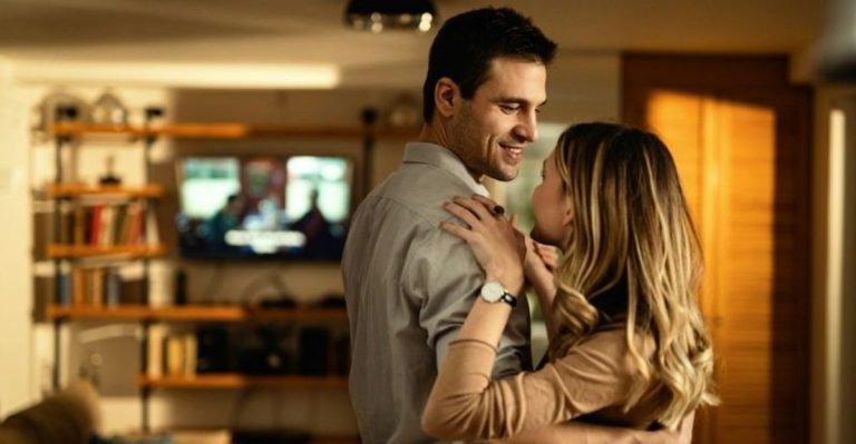 11 signalen dat je date met iemand die altijd zichzelf centraal zet