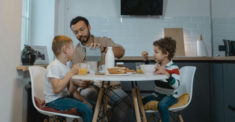 Als je vader deze 13 uitspraken gebruikte, ben je opgevoed door een geweldige man